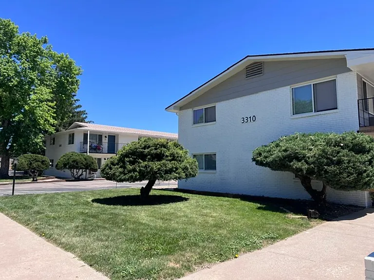 3310-3330 Butternut Dr — Photo 2