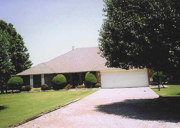 2nd image of 6401 SE 123rd St