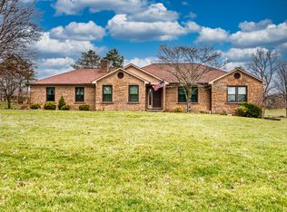 8138 Woodcreek Dr, Florence, KY 41042