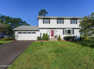 82 Alpine Dr, Latham, NY 12110