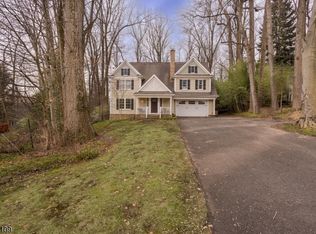 91 Tuttle Rd, Watchung, NJ 07069