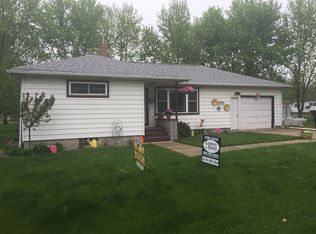 406 Jackson St, Fenton, IA 50539