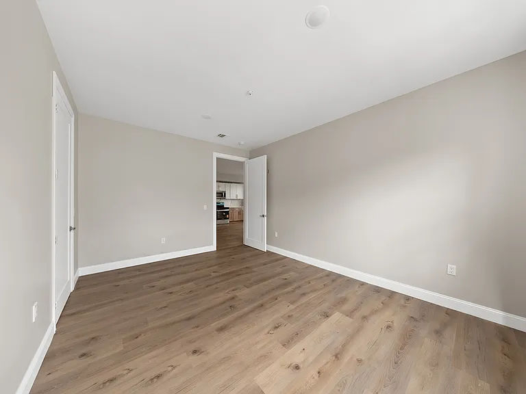 17-19 Wickham St #203 — Photo 8