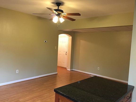 4th image of 1859 Wilson Blvd APT 372