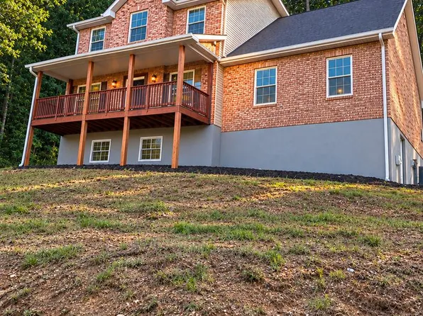 1787 Spohrs Rd, Berkeley Springs, WV 25411