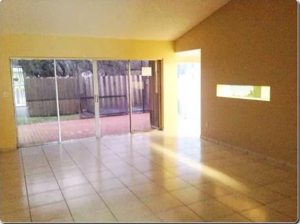 12049 SW 110th Street Cir S, Miami, FL 33186