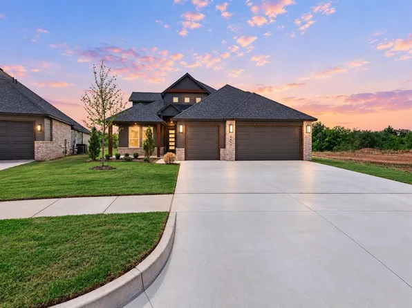 8416 NW 153rd St, Edmond, OK 73013