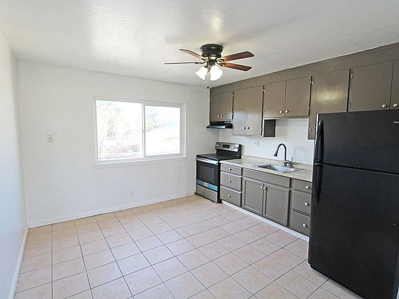 4th image of 1629 96th Ave Unit D
