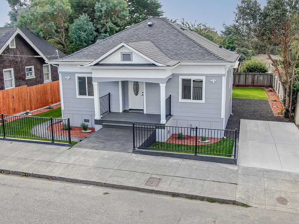 1st image of 2728 California St