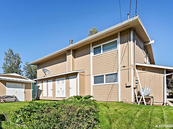 5th image of 2906 W 32nd Ave #2