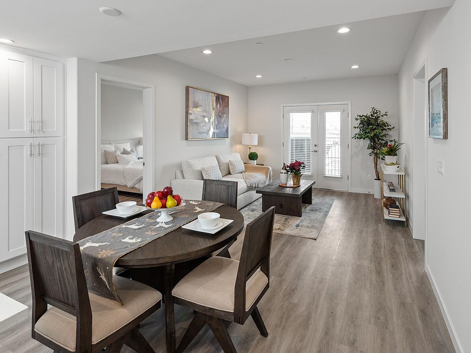1st image of 419 N Chandler Ave #3