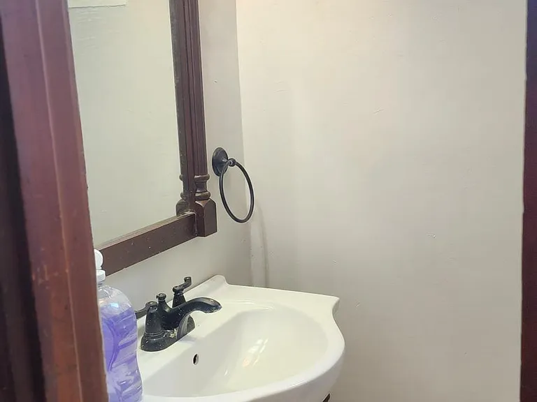 920 Reservoir Ave — Photo 27
