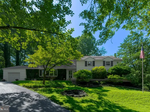 245 Greentree Dr, West Chester, PA 19382