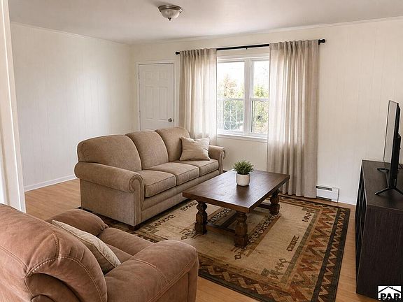 2nd image of 601 & 603 Virginia Ave