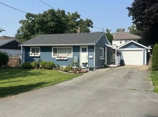 23035 117th Ave, Maple Ridge, BC V2X 2K3