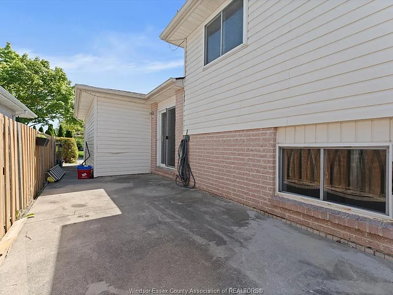 9347 Tamarack St — Photo 35