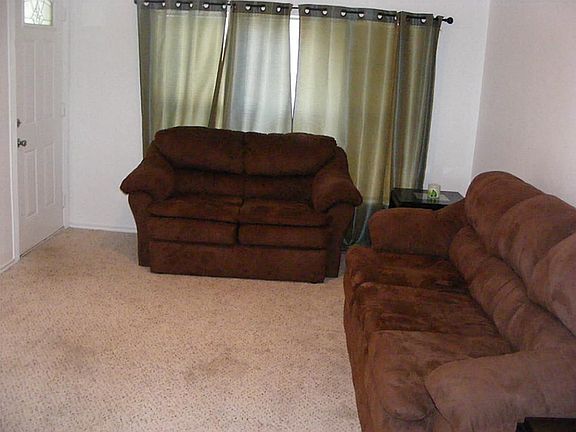2nd image of 516 Harvey Ave