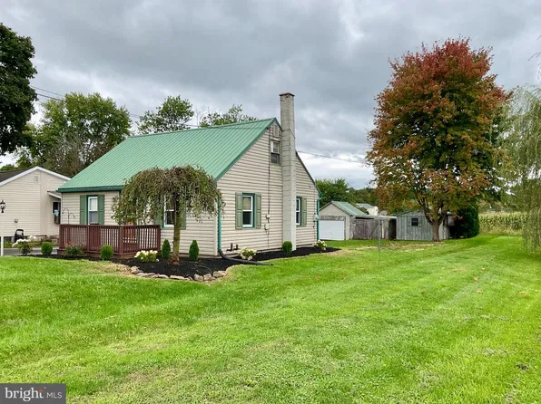 641 N Farmersville Rd, Ephrata, PA 17522