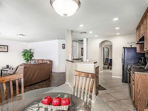 15826 Lost Anchor Way Ln, Houston, TX 77044