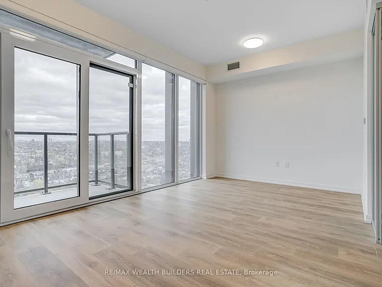 1285 Dupont St #2407 — Photo 4