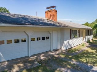 1320 Brace Rd, Victor, NY 14564