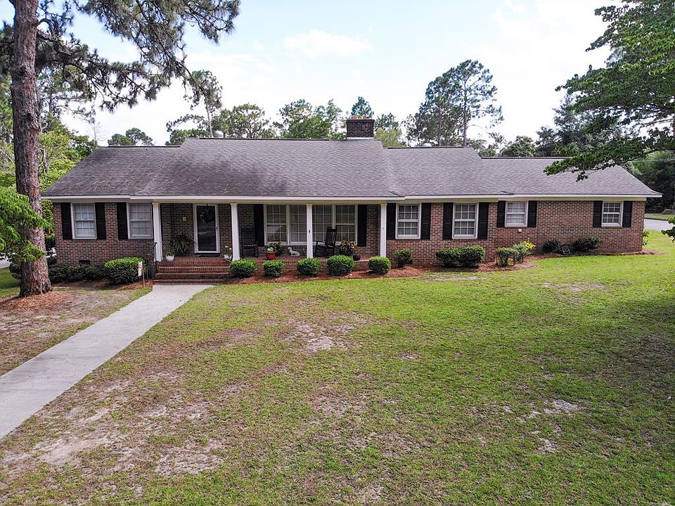 135 Brewton St, Mc Rae Helena, GA 31055 Zillow