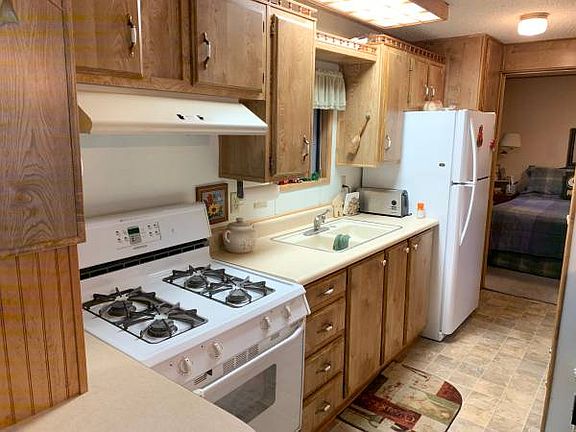 4th image of 6649 E 32nd St #69