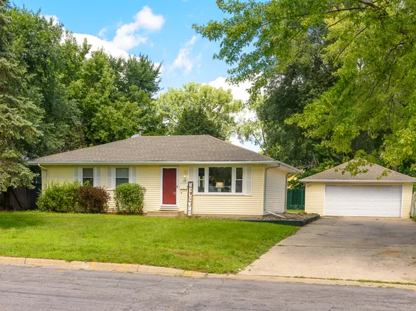 1608 84th St E, Bloomington, MN 55425