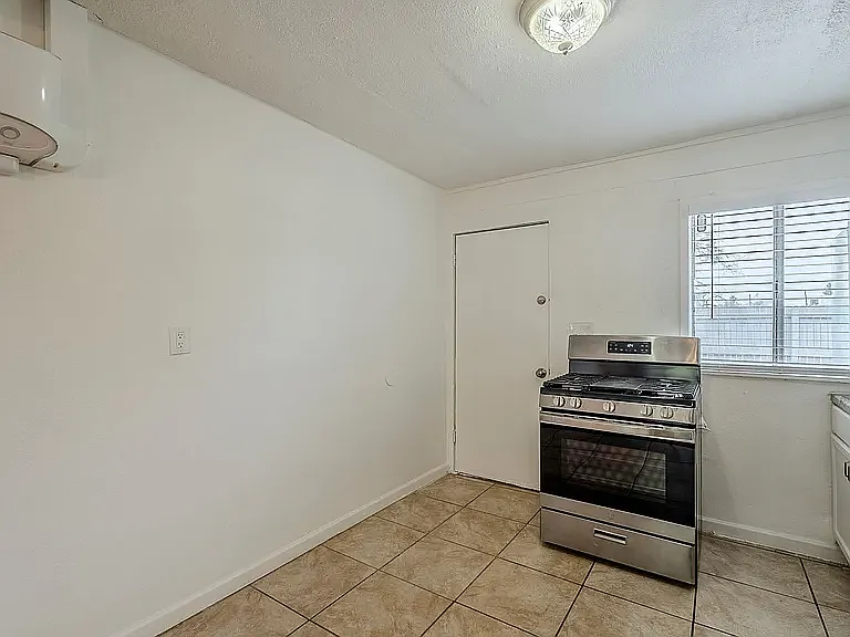 3047 N Los Altos Ave #3047 — Photo 9