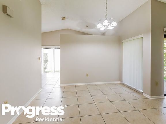 5th image of 14730 Cedar Creek Pl