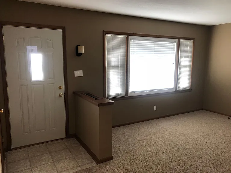 701 Vine St — Photo 9