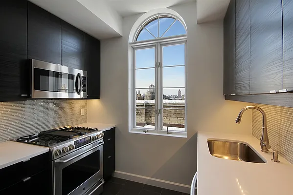 Rented by Corcoran | media 24