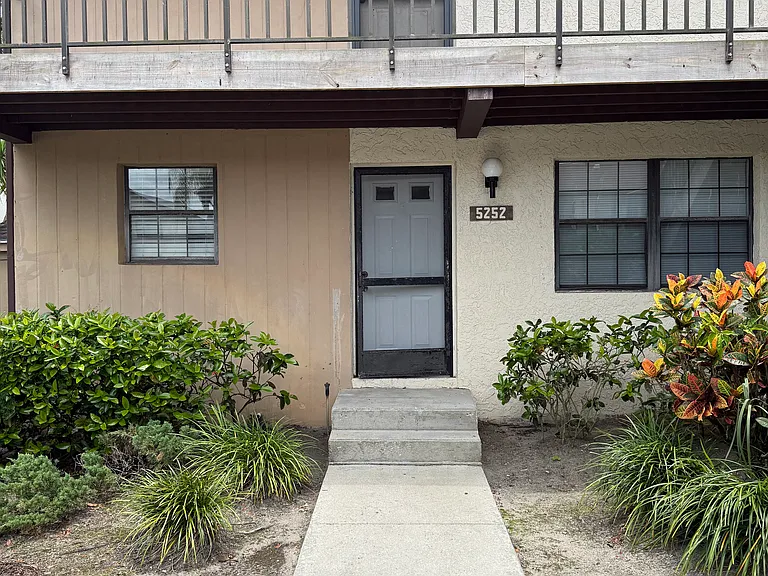 5252 Treetops Dr — Photo 27