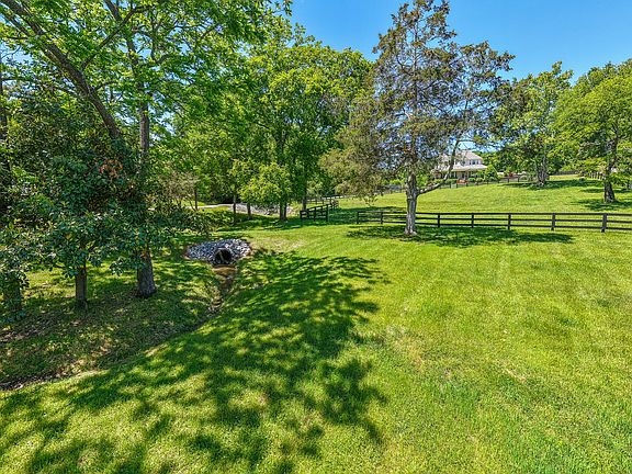 86th image of 157 Giles Ln