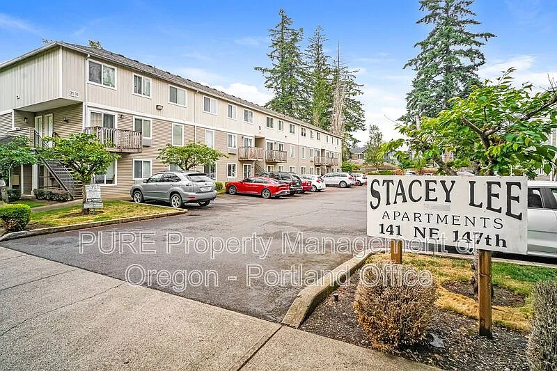 Stacey Lee Apartments — Photo 4