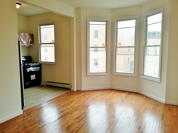 3rd image of 505 Concord Ave