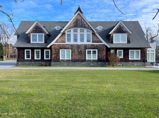 118 Harrison Ave #2A, Newport, RI 02840