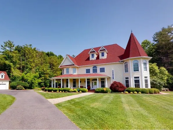 1105 Little Garner Rd, Ashland, KY 41102