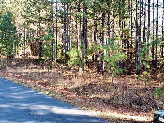 2nd image of 127 Whispering Pines Ln #70A