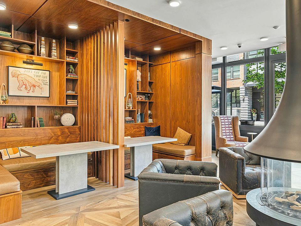 Lounge Booths