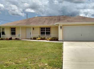 854 Woodridge Cir, Fort Myers, FL 33913