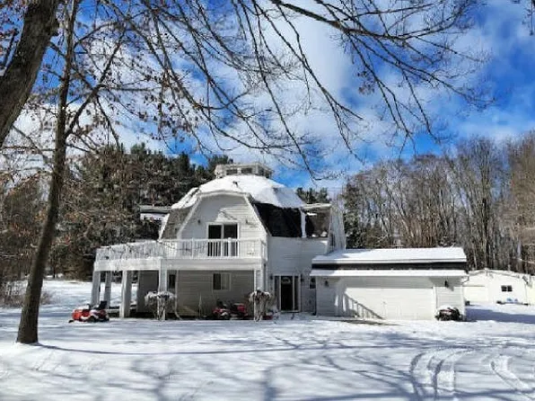 4980 Hegel Rd, Goodrich, MI 48438