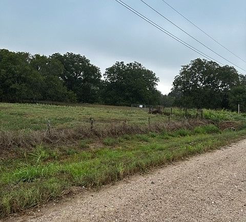 3rd image of TRACT 8 County Road 240