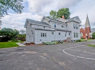 1971 Northampton St #1R, Holyoke, MA 01040