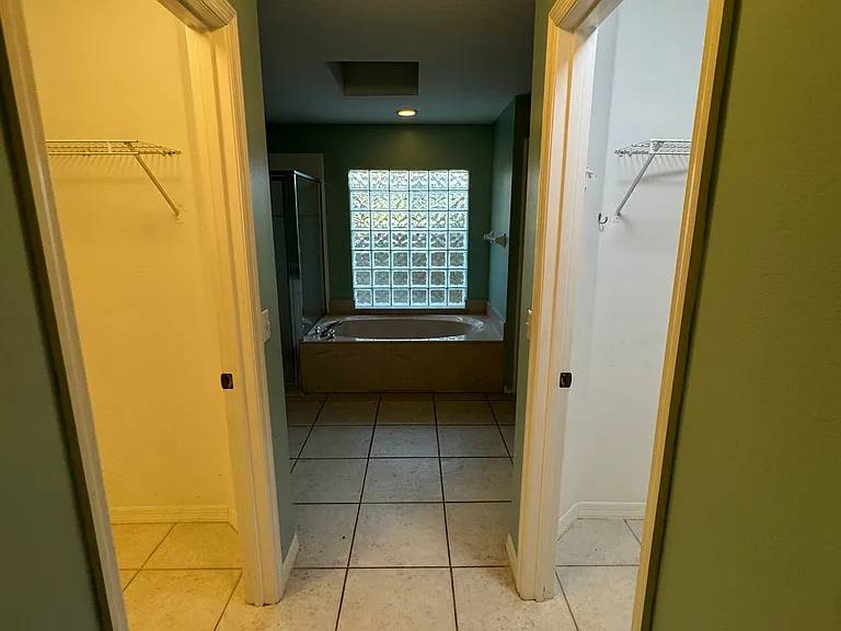 3965 8th Pl — Photo 11