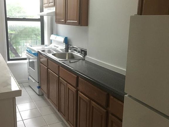 4th image of 501 W 147th St APT 3B