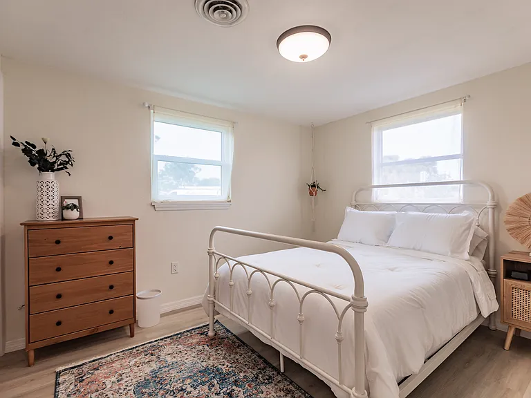 1611 Florence Ave #B — Photo 35