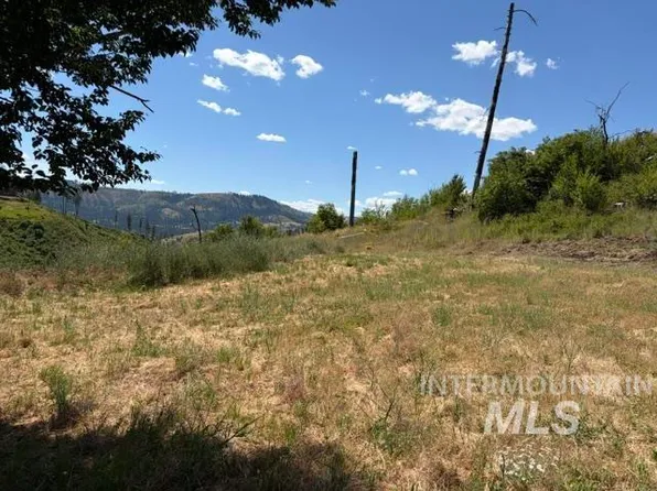 355 Glenwood Rd, Kamiah, ID 83536