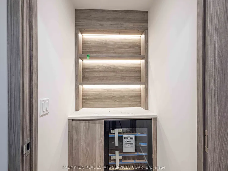 18 Esther Shiner Blvd #312 — Photo 24