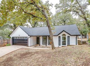155 Ann Ct, Azle, TX 76020